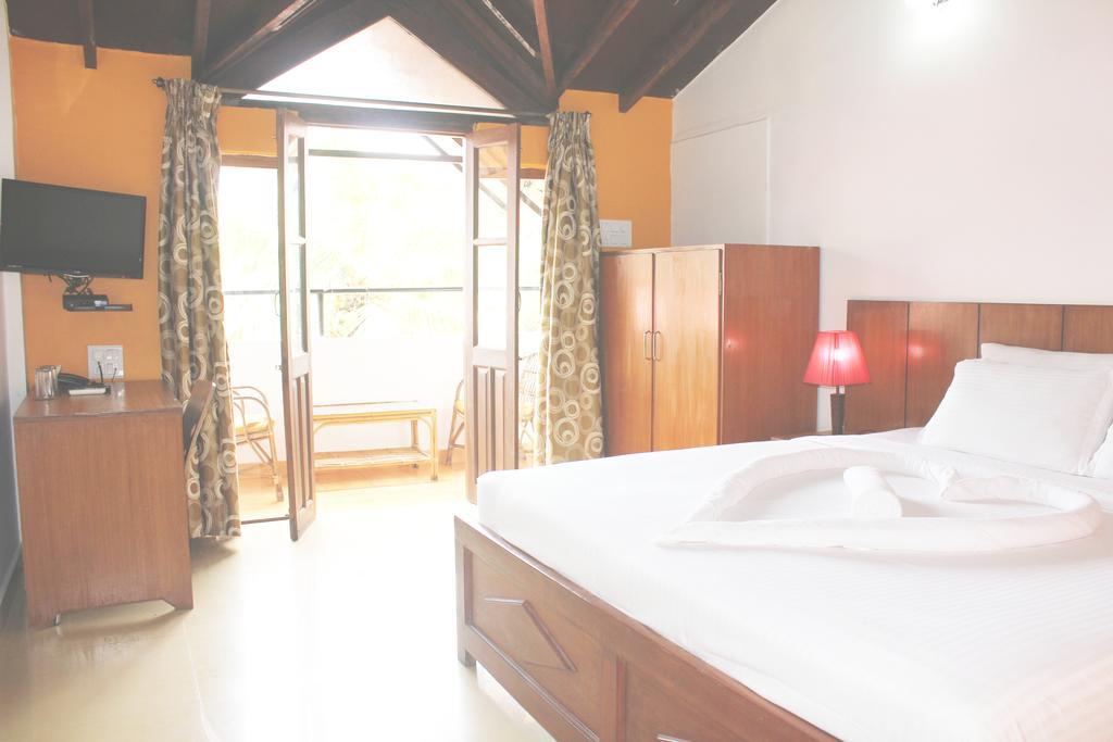 Silver Sands Sunshine - Angaara Candolim Luaran gambar