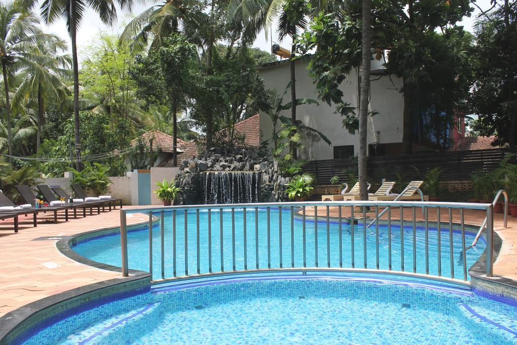 Silver Sands Sunshine - Angaara Candolim Luaran gambar